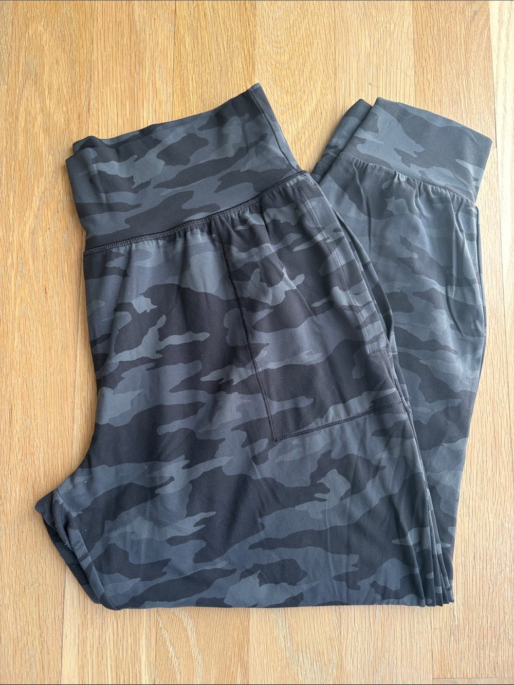 Athleta Black and Gray Camo Salutation Jogger
